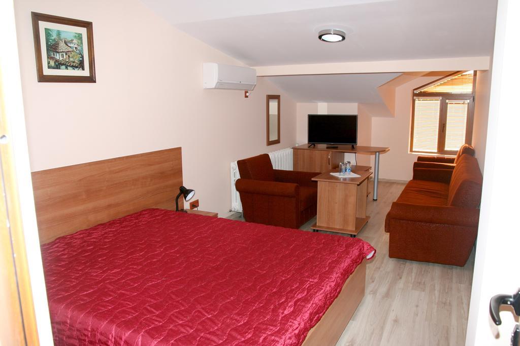 Interrum Hotel Razgrad Bilik gambar
