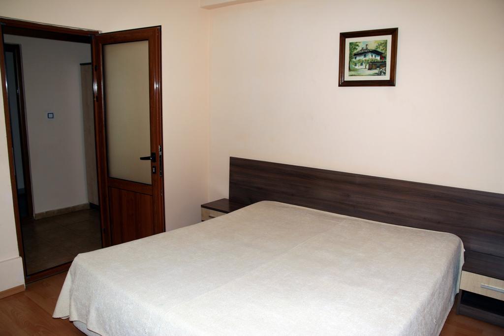 Interrum Hotel Razgrad Bilik gambar
