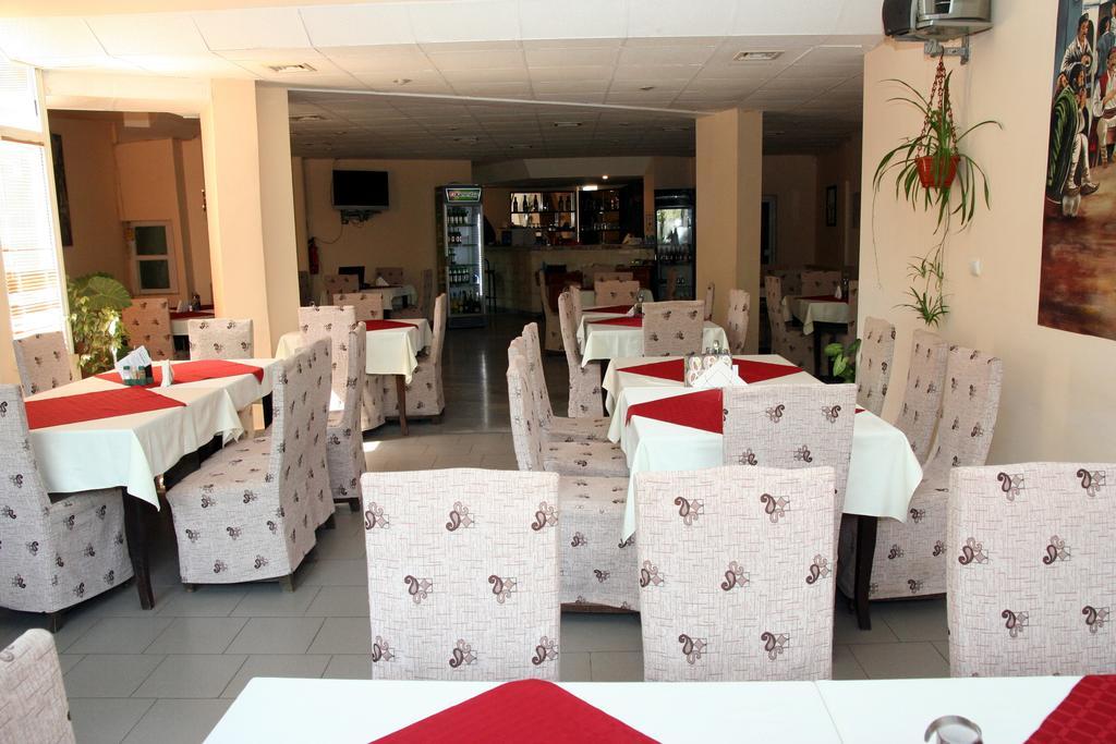 Interrum Hotel Razgrad Luaran gambar
