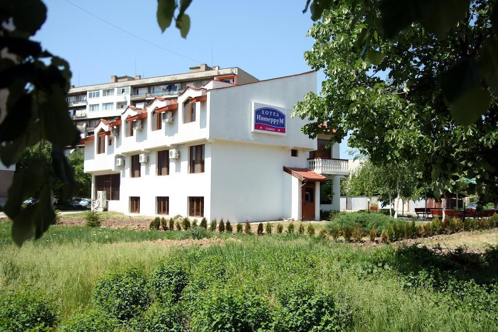 Interrum Hotel Razgrad Luaran gambar