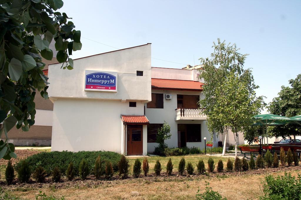 Interrum Hotel Razgrad Luaran gambar