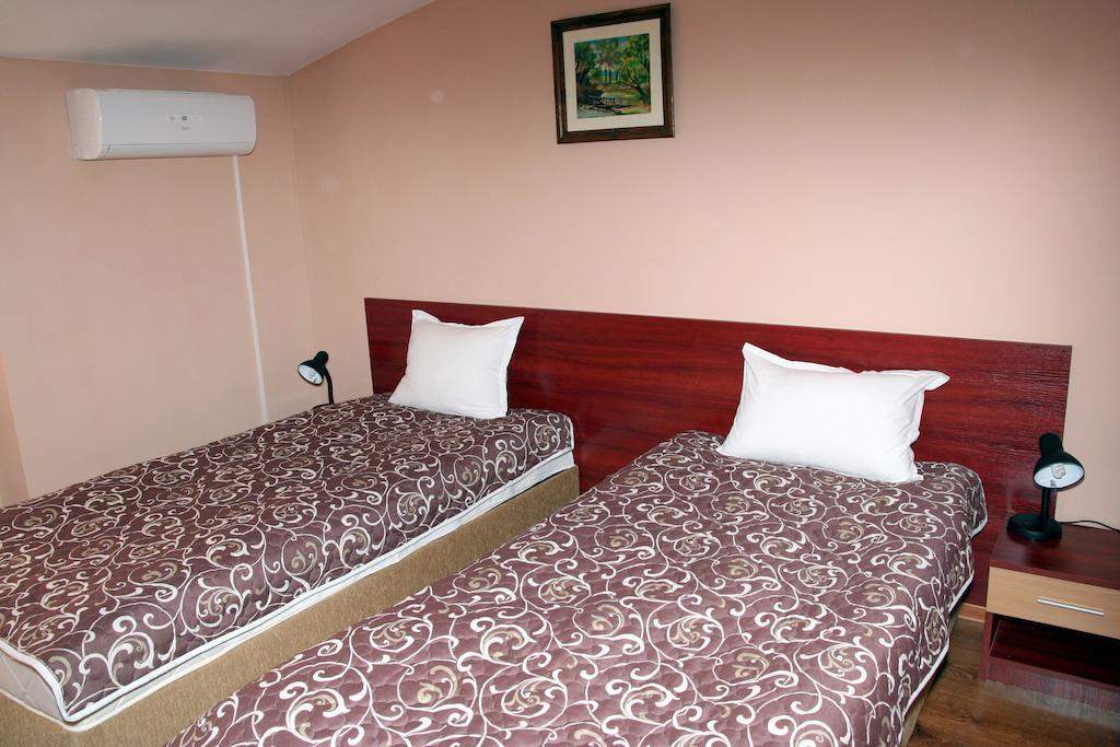 Interrum Hotel Razgrad Bilik gambar