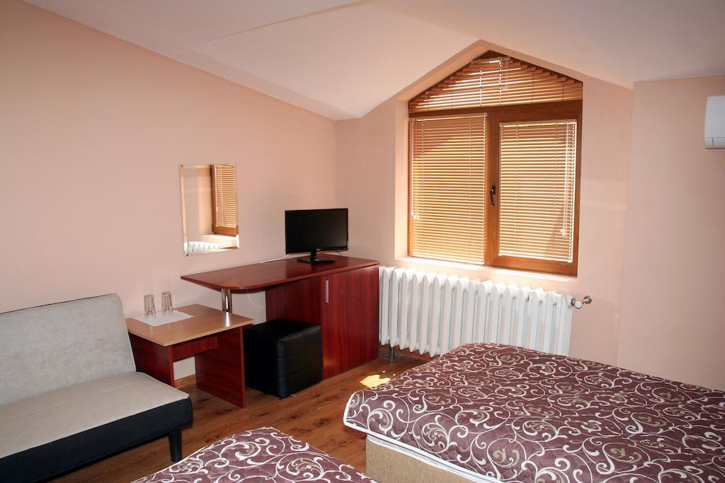 Interrum Hotel Razgrad Bilik gambar