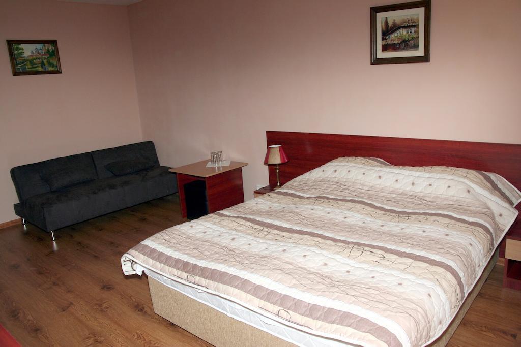 Interrum Hotel Razgrad Bilik gambar